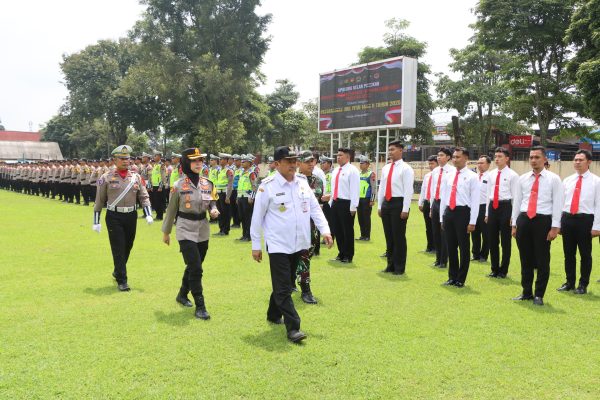 Kapolres Salatiga Bersama Dandim Dampingi Walikota Pimpin Apel Gelar Pasukan